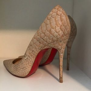 SOLD *Christian Louboutin Décolleté 100